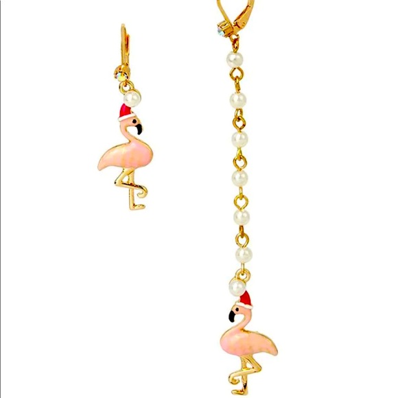 New Betsey Johnson HOLIDAY WHIMSY FLAMINGO LINEAR EARRINGS PINK - Picture 1 of 6
